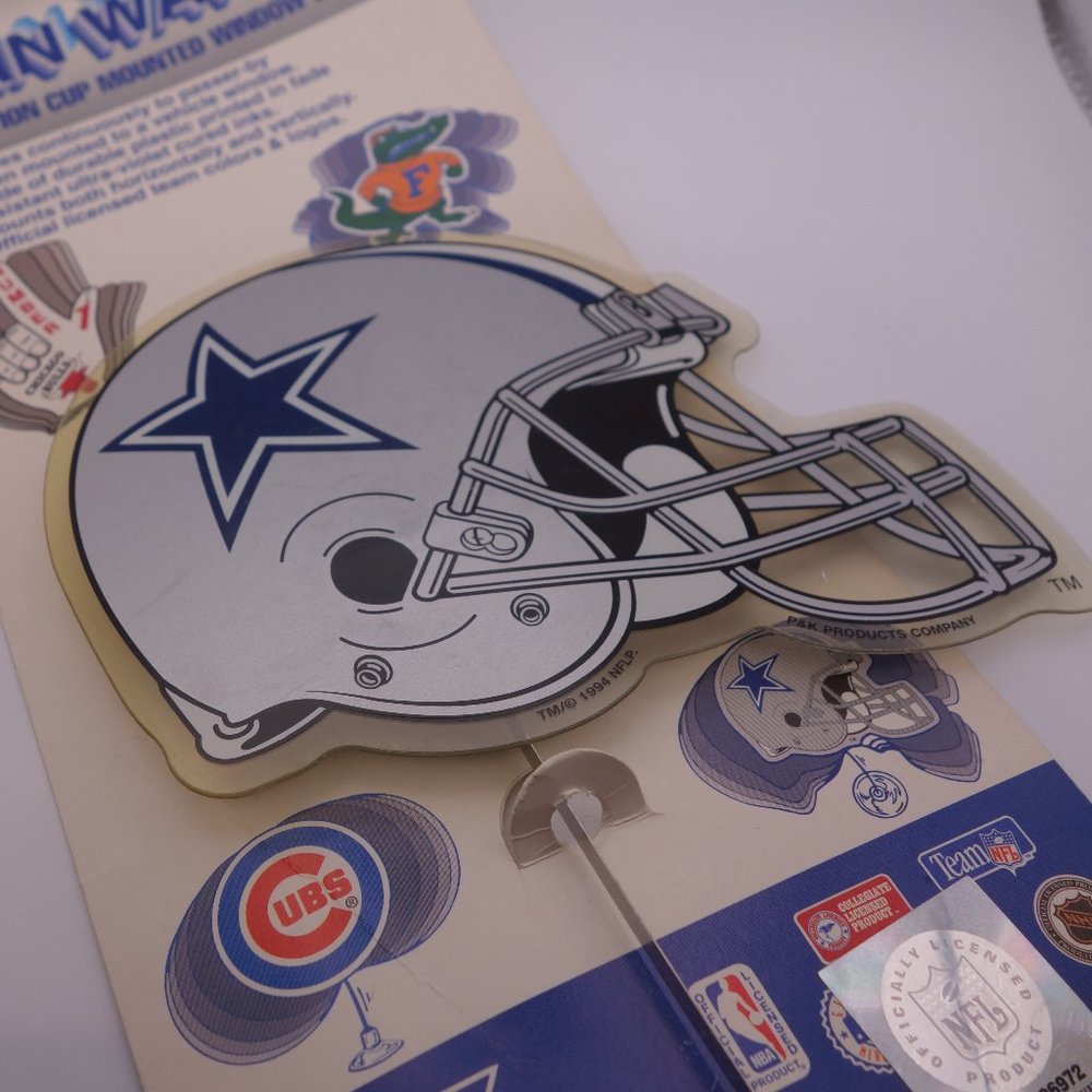 Dallas Cowboys Fan Waves Suction Cup Mounted Window Sign New with Packaging